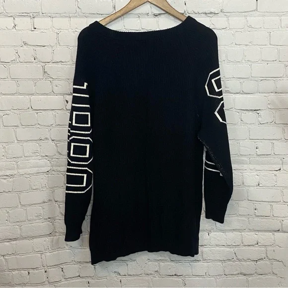 Express black and white logo sweater - Picture 2 of 7